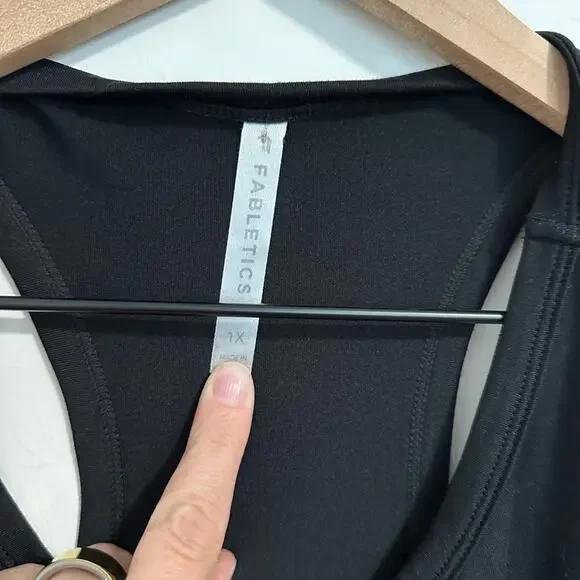 Fabletics Racerback Top 1X - Picture 2 of 4